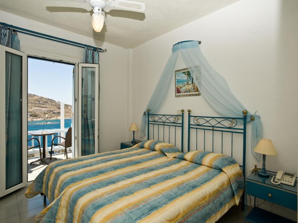Vana Holidays Ornos  Zimmer foto