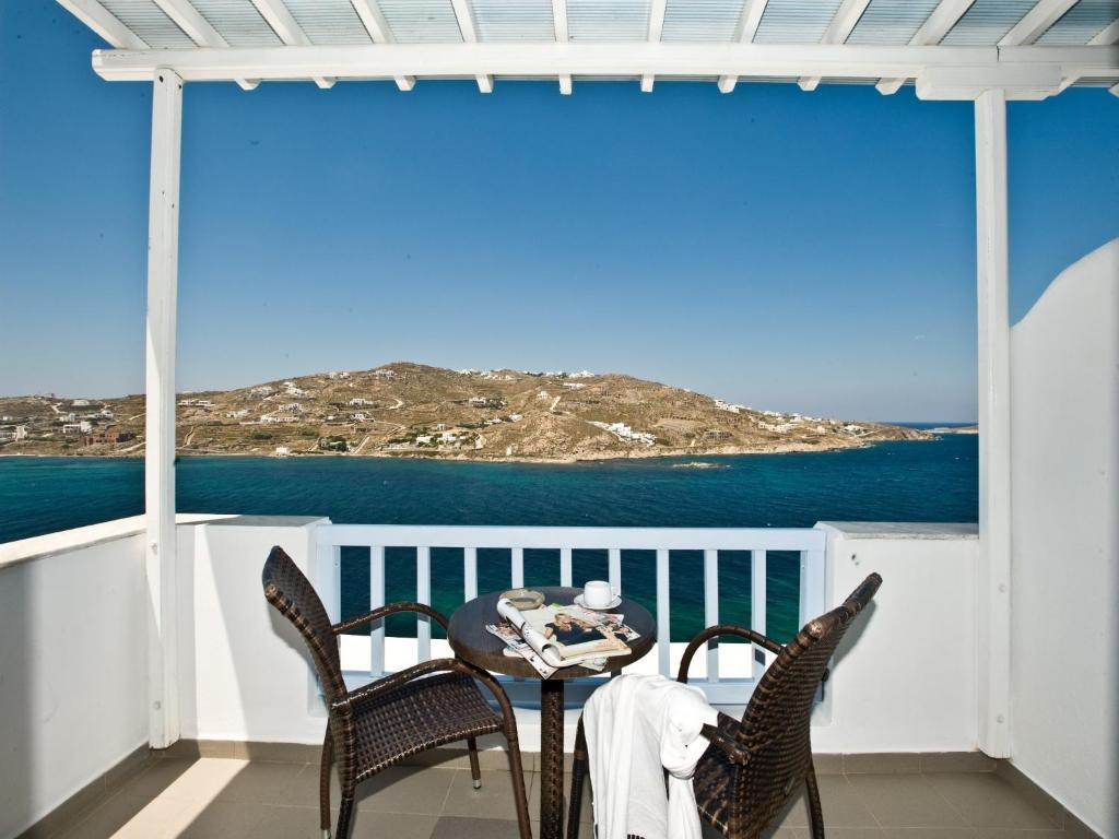 Vana Holidays Ornos  Zimmer foto